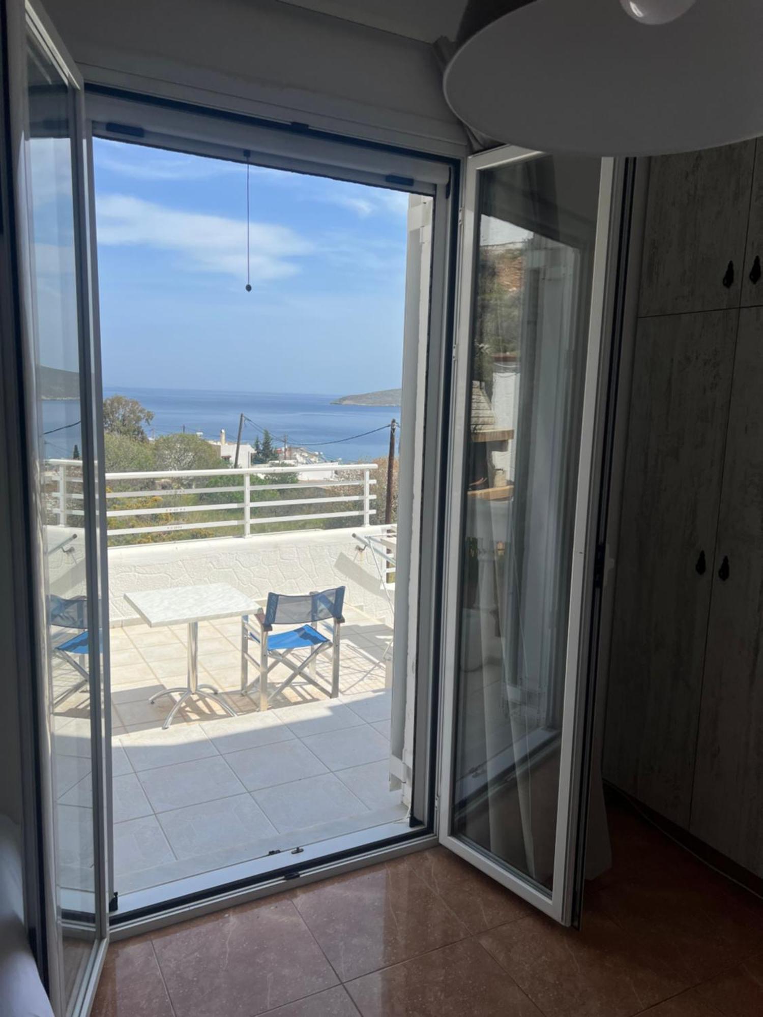 Livadia  Nikos Studios מראה חיצוני תמונה